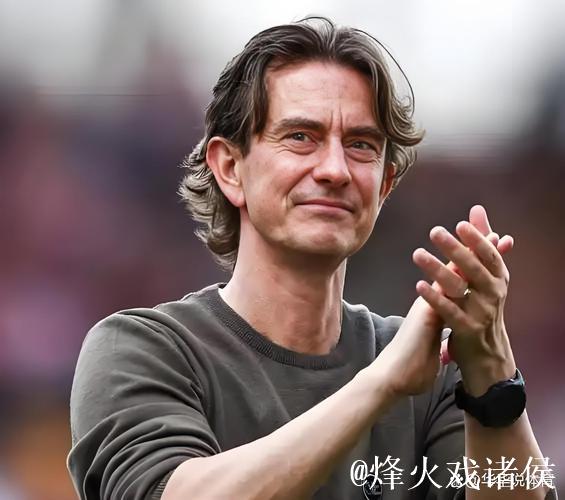 热刺高层内部讨论后决定继续支持弗兰克